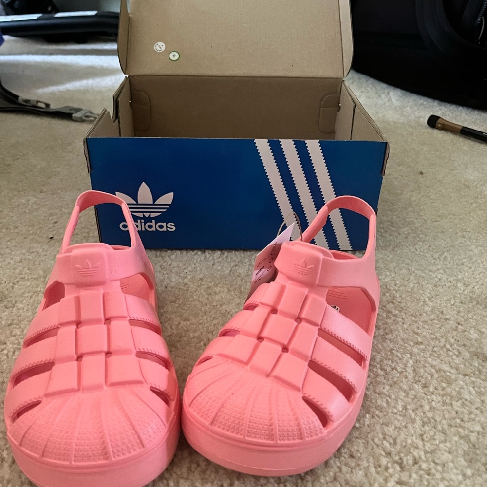 New: Adidas little girls,  size 12, Superstar Sandal C in pink, runs wide